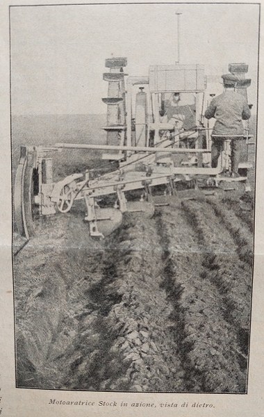 Motoaratrice Stock in azione, Giornale di agricoltura della Domenica, 3 agosto 1913. p. 242