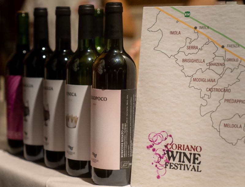 Bottiglie di Sangiovese al Coriano Wine Fest 2023, ph. pagina FB ufficiale