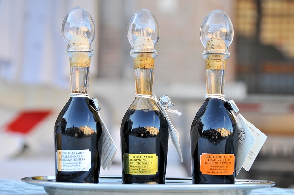 Aceto balsamico tradizionale di Reggio Emilia Dop foto Dell'Aquila Fabrizio